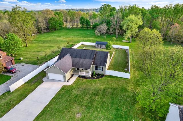 667 Old Frame Rd, Nicholson Twp, PA 15478