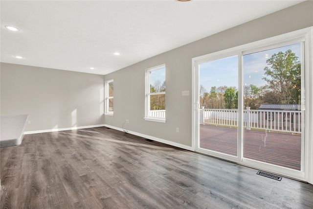 667 Old Frame Rd, Nicholson Twp, PA 15478