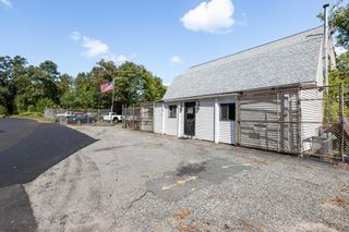 112 Providence Rd, Sutton, MA 01590