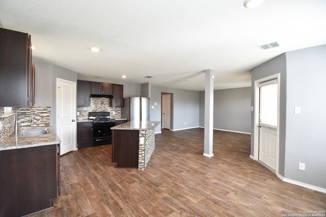 13219 WINEMAKER DR, San Antonio, TX 78223