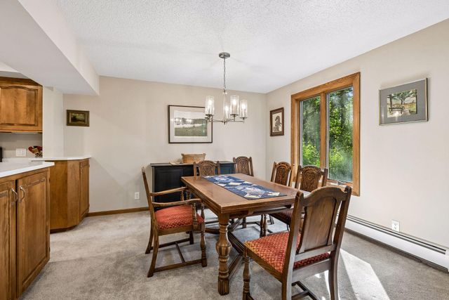 5501 Dewey Hill Road 140, Edina, MN 55439