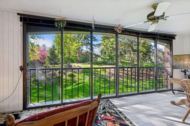 5501 Dewey Hill Road 140, Edina, MN 55439