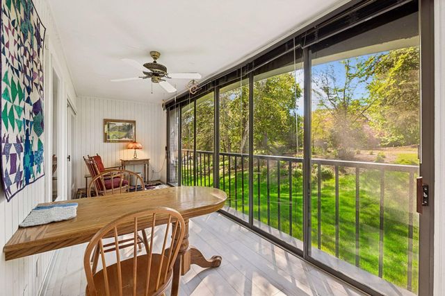 5501 Dewey Hill Road 140, Edina, MN 55439
