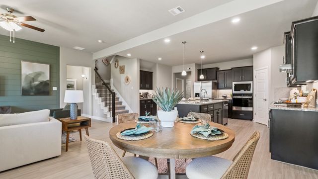 11213 TREEHOUSE Trail, Justin, TX 76247