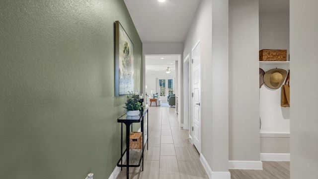 11213 TREEHOUSE Trail, Justin, TX 76247