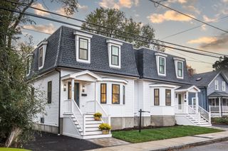 34 Waverly Place, Melrose, MA 02176