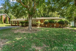 105 Newland Street, Morganton, NC 28655
