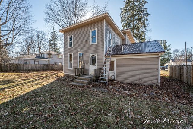 414 N Camburn Street, Stanton, MI 48888