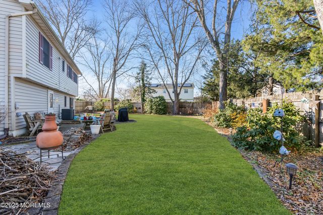 1090 Dove Street, Toms River, NJ 08753