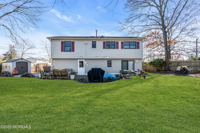 1090 Dove Street, Toms River, NJ 08753