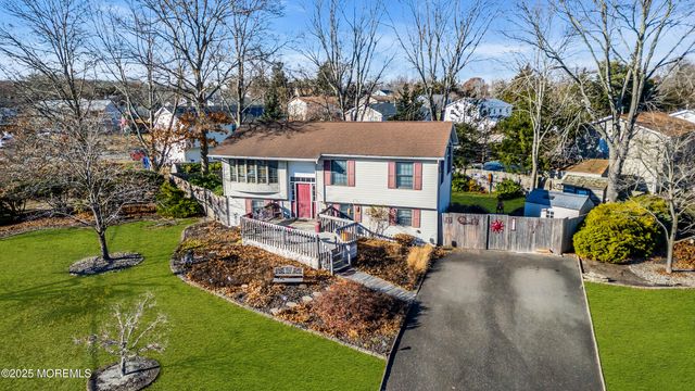 1090 Dove Street, Toms River, NJ 08753