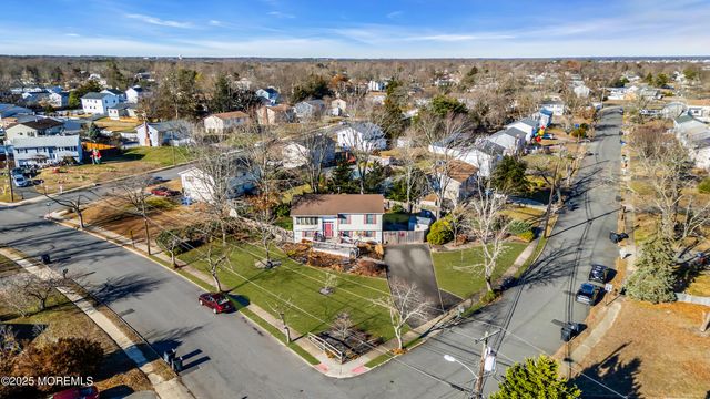 1090 Dove Street, Toms River, NJ 08753