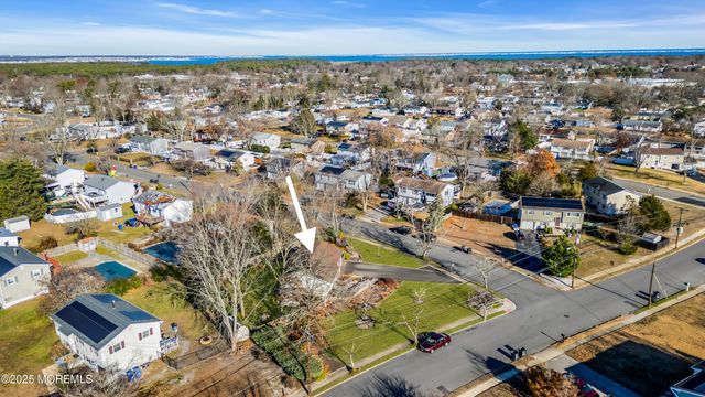 1090 Dove Street, Toms River, NJ 08753