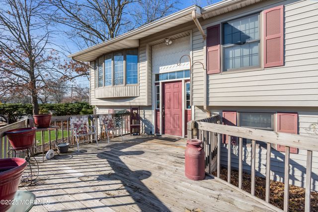 1090 Dove Street, Toms River, NJ 08753