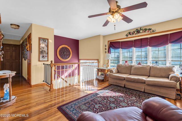 1090 Dove Street, Toms River, NJ 08753