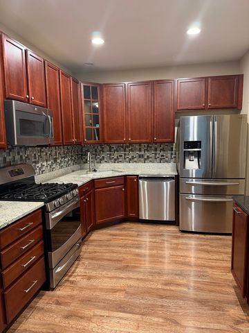 1282 Newport Circle, Pingree Grove, IL 60140