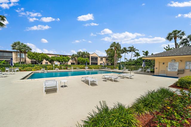 275 Palm Avenue A101, Jupiter, FL 33477