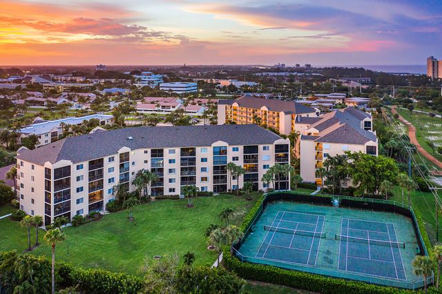 275 Palm Avenue A101, Jupiter, FL 33477