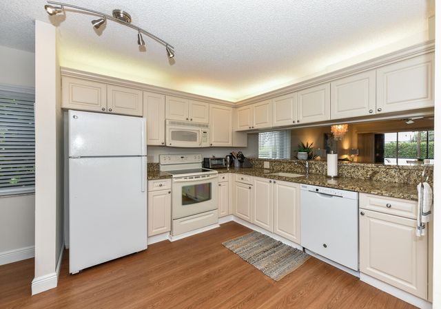 275 Palm Avenue A101, Jupiter, FL 33477