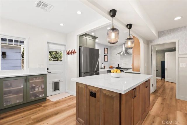 9821 Garibaldi Avenue, Temple City, CA 91780