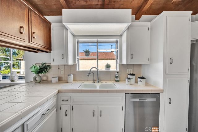 24246 Park Street, Torrance, CA 90505