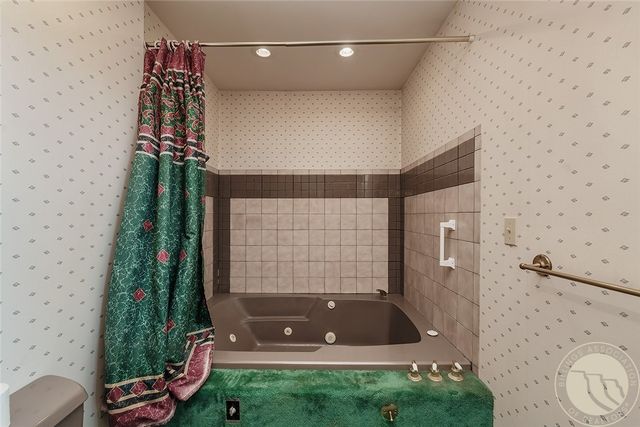 852 W I Road, Huntley, MT 59037