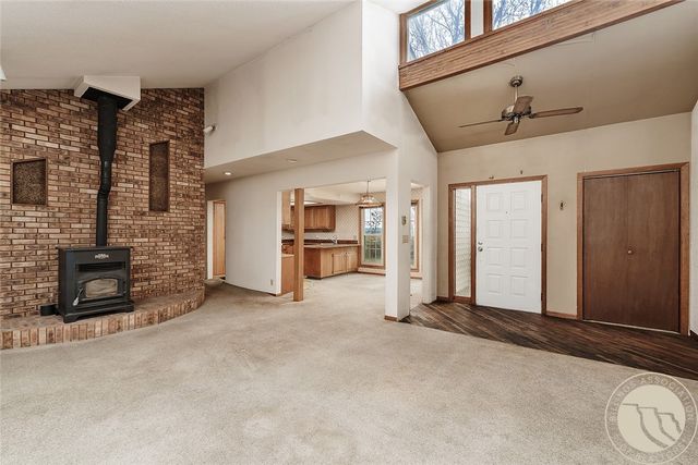 852 W I Road, Huntley, MT 59037