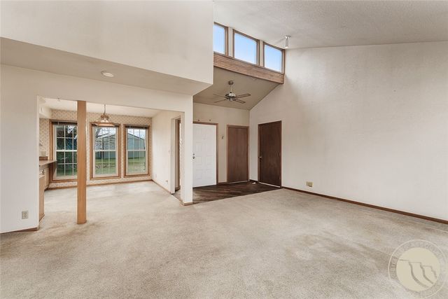 852 W I Road, Huntley, MT 59037