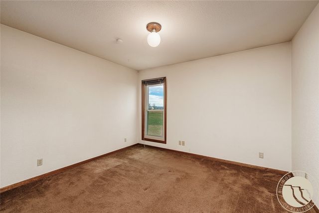 852 W I Road, Huntley, MT 59037