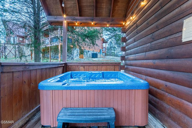 1511 Rainbow Ridge Way, Sevierville, TN 37862