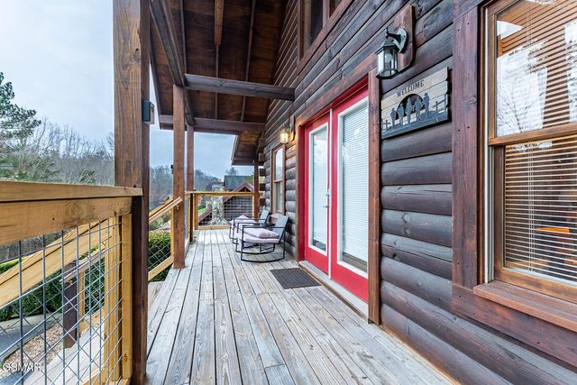 1511 Rainbow Ridge Way, Sevierville, TN 37862