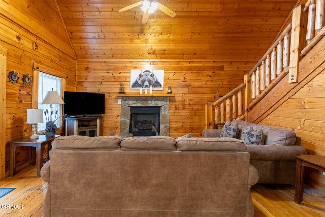 1511 Rainbow Ridge Way, Sevierville, TN 37862