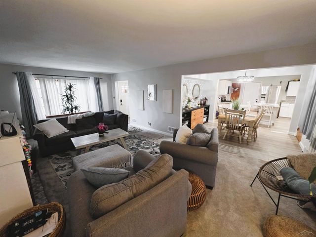 124 Heyn Avenue, Saginaw, MI 48602