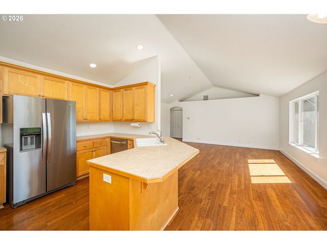 88172 LINDSAY Ln, Veneta, OR 97487