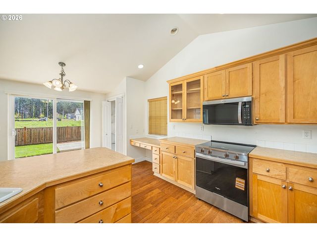 88172 LINDSAY Ln, Veneta, OR 97487