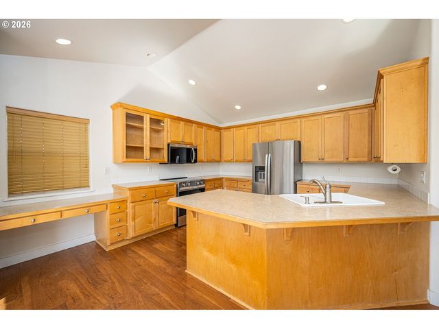 88172 LINDSAY Ln, Veneta, OR 97487