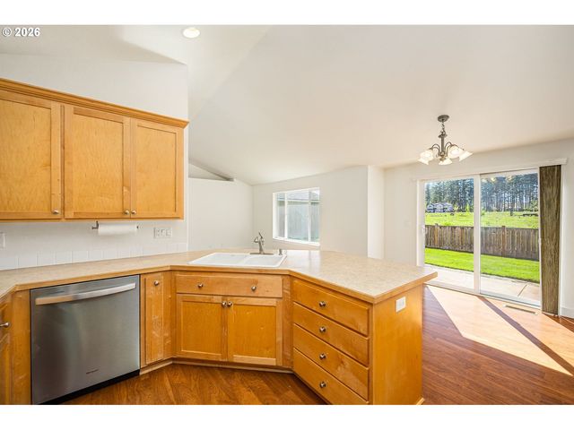 88172 LINDSAY Ln, Veneta, OR 97487