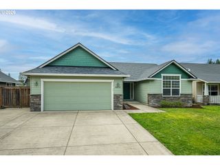 88172 LINDSAY Ln, Veneta, OR 97487