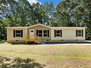 89 Upland Drive, Maysville, GA 30558