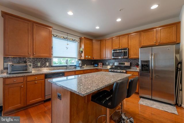 11814 BOLAND MANOR DR, Germantown, MD 20876