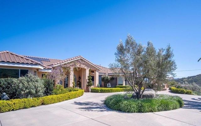 19270 Horizon View Dr., Ramona, CA 92065