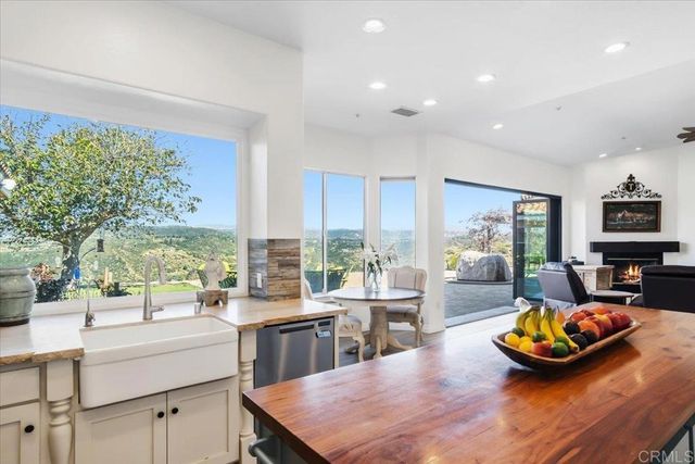 19270 Horizon View Dr., Ramona, CA 92065