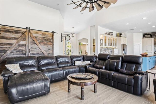 19270 Horizon View Dr., Ramona, CA 92065