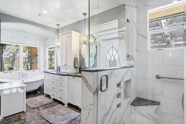 19270 Horizon View Dr., Ramona, CA 92065