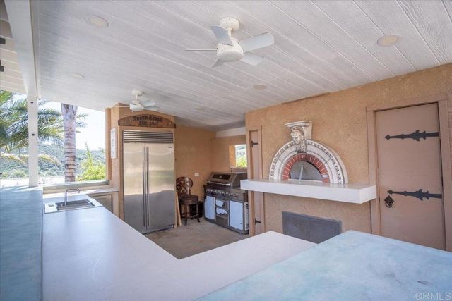 19270 Horizon View Dr., Ramona, CA 92065