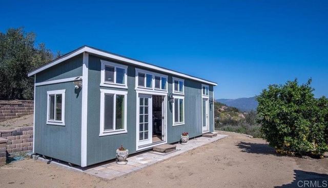 19270 Horizon View Dr., Ramona, CA 92065