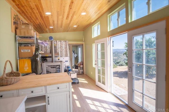 19270 Horizon View Dr., Ramona, CA 92065