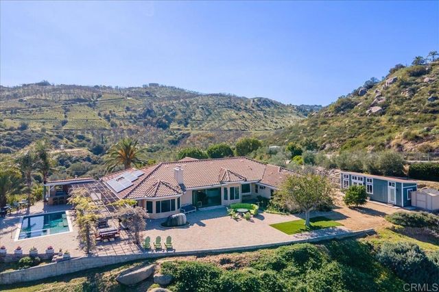 19270 Horizon View Dr., Ramona, CA 92065