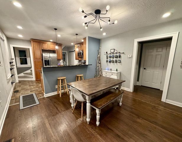 2007 27th STREET, Kenosha, WI 53140