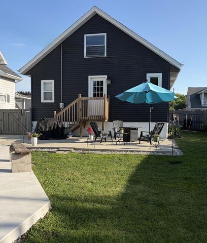 2007 27th STREET, Kenosha, WI 53140